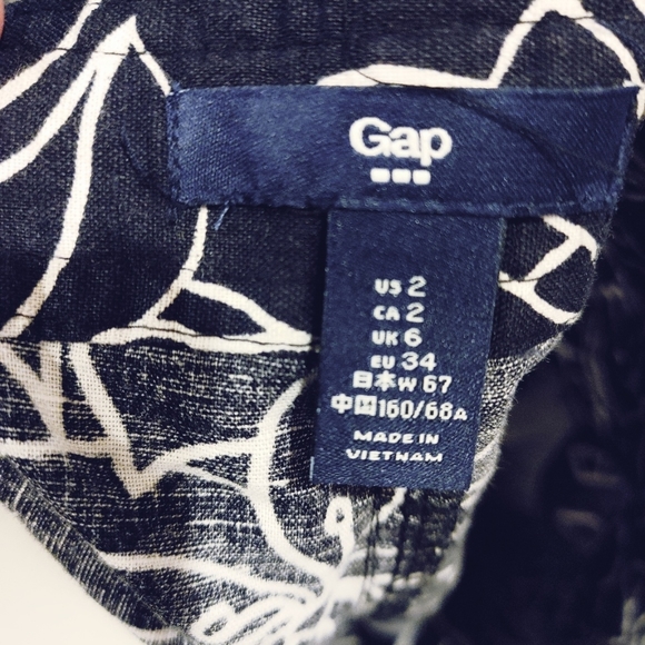 Banana Republic shorts~NWT - Picture 3 of 5